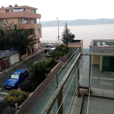 Διαμέρισμα крум Νεσέμπαρ